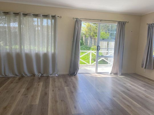 Peaceful Rural Living – Cozy 2-Bedroom Retreat - Photo 1