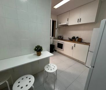 Calle de Lagasca, Madrid, Community of Madrid 28006 - Photo 6