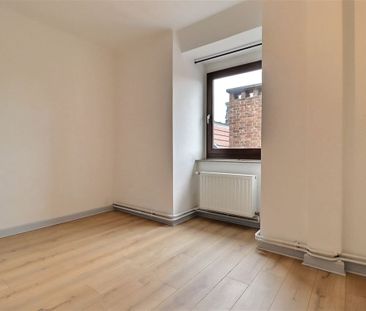 Appartement entièrement rénové 2 chambres +cave + grenier - Photo 5