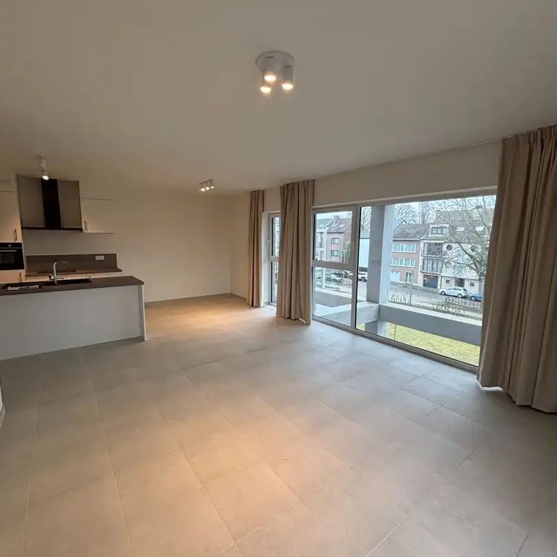 Nieuwbouw 2-slaapkamerappartement met terras - Photo 1
