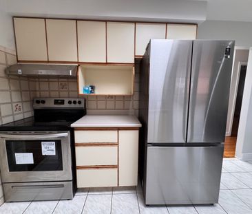 For Lease - 2838 Kingsberry Crescent Unit# Upper, Mississauga, Ontario - Photo 4