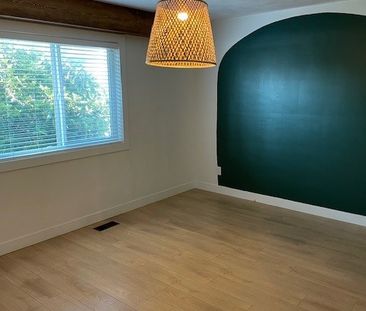 Upper Family Home With Shop - Photo 1