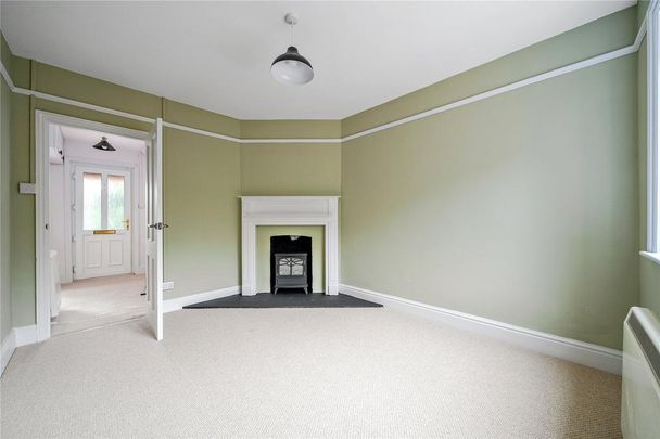 4 bedroom semi-detached house to rent - Photo 1