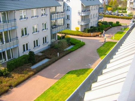 2-Zimmer City-Wohnung mit Aufzug und Balkon - Foto 3