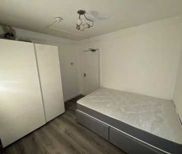 House share to rent - Photo 5