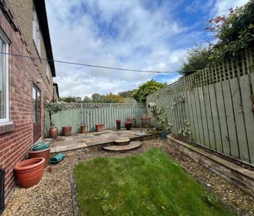 Price £1,400 pcm - Available Now - Unfurnished - Photo 2
