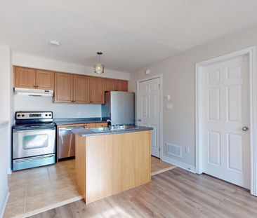 For Lease - 525 Country Glen Road Unit# Coach, Markham, Ontario - Photo 6