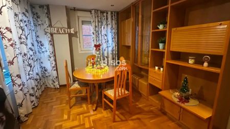 Apartamento en alquiler en Calle de Bélgica - Foto 2