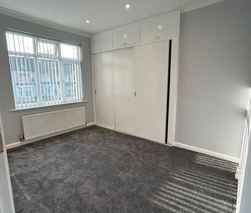 3 Bed Terraced House, Coventry, CV6 - Photo 4