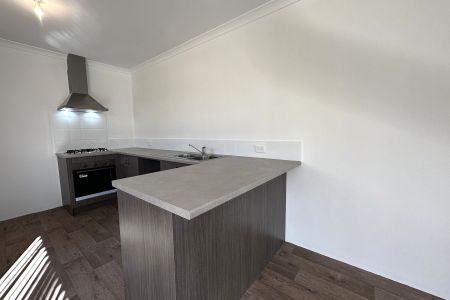 Fantastic street front home HOME OPEN SATURDAY 20 JUNE AT 10.30AM SHARP! - Photo 4