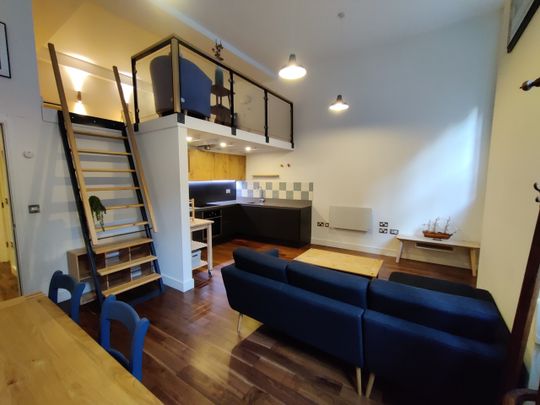 1 Bed Flat, Alumni Court, M4 - Photo 1