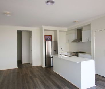Spacious, Modern, and Ready to Move In - Photo 6