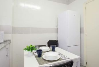 Avenida del Reino de Valencia, Valencia, Valencian Community 46005