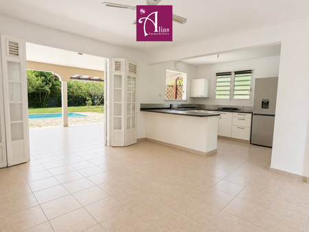 Location Maison 4 pièces 140m² PETIT BOURG 97170 - Photo 3