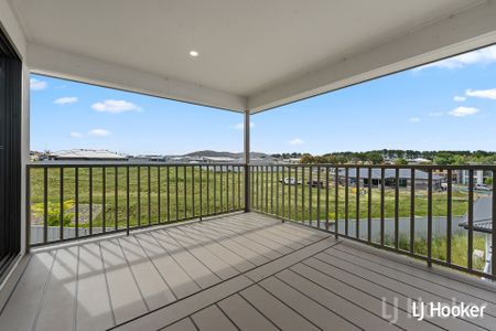 48 Birchfield Drive, Bungendore NSW 2621 - House For Rent | Domain - Photo 2