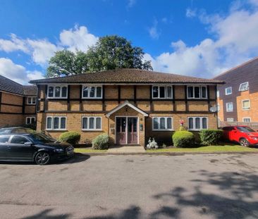 1 bedroom Flat in Aragon Court, Bracknell - Photo 2
