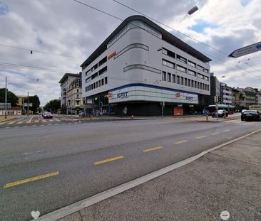 "Helle 3.5 Zimmerwohnung im Herzen von Biel per 01.07.2025 zu vermi... - Photo 2
