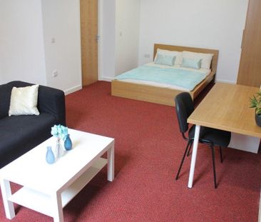 Studio to rent - Photo 4