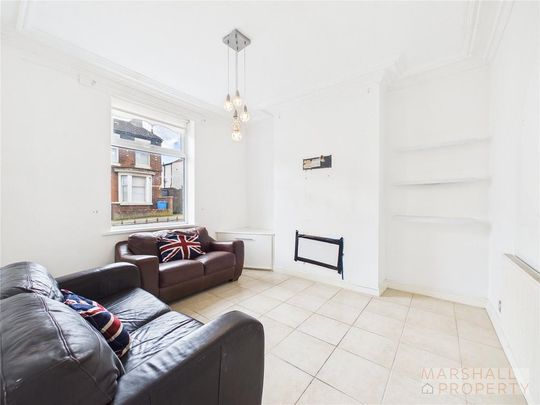 4 bedroom terraced house to rent - Photo 1