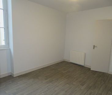 Location Appartement 4 pièces 86m² BELLAC 87300 - Photo 3