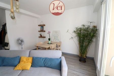 Location Appartement 2 pièces 46m² VICHY 03200 - Photo 2