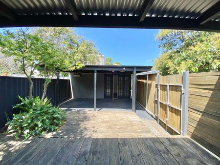 121 Bruce Street, Cooks Hill - Photo 4