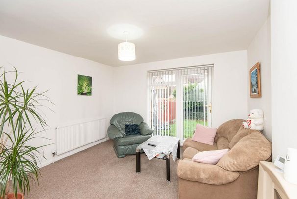 2 bedroom semi-detached house to rent - Photo 1