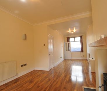 2 Bed Terraced House, Queen Marys Road, CV6 - Photo 3
