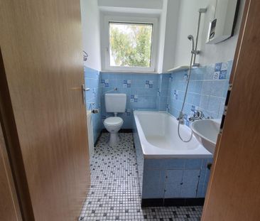 Small, fine, charming: ground floor living happiness in three rooms - Photo 1