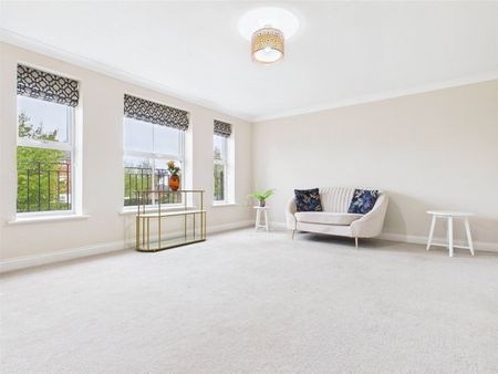 Bowater Gardens, Sunbury-On-Thames, TW16 - Photo 4