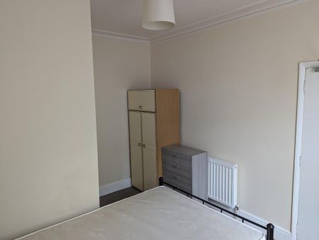 1 bedroom house of multiple occupation to rent - Photo 3