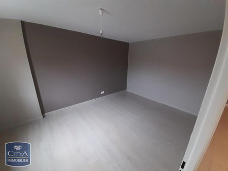 Location Appartement 3 pièces 62m² HENIN BEAUMONT 62110 - Photo 5