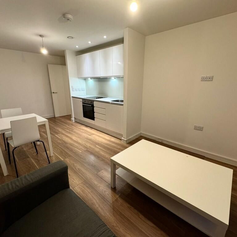 1 bedroom apartment to rent - Photo 1