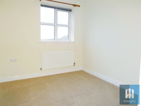 Croft Court, Mount Lane, Rastrick, Brighouse, HD6 - Photo 2
