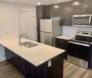 For Lease - 55 E Overberg Way, Kanata, Ontario - Photo 3