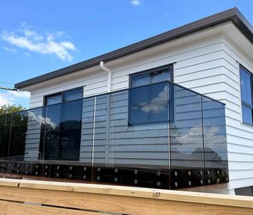 2 Bedroom - Brand New house - Photo 3