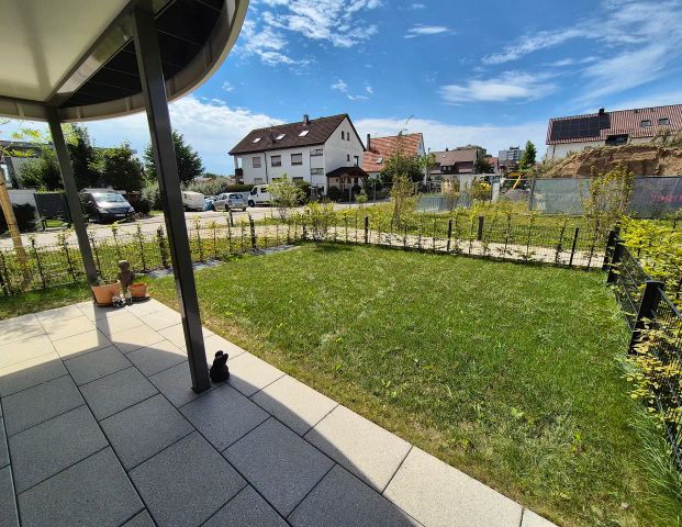 Urbanes Wohnen im Grünen: Neuwertige 3-Zimmer-Wohnung mit Garten und Terrasse in Sindelfingen - Photo 1