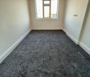 3 bedroom apartment to rent - Photo 6