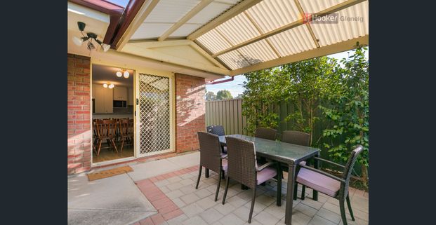 Neat & Comfortable 2-Bedroom Homette in a Quiet, Leafy Location - Photo 1