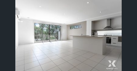 4-Bed Townhouse with Resort-Style Amenities and Scenic Views - Photo 2