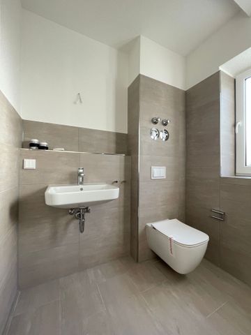 *eigener Garten*Terrasse*Erstbezug nach Sanierung*Tageslichtbad* - Photo 2