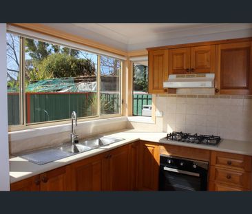 4/37 Karimbla Road, Miranda, NSW 2228 - Photo 5