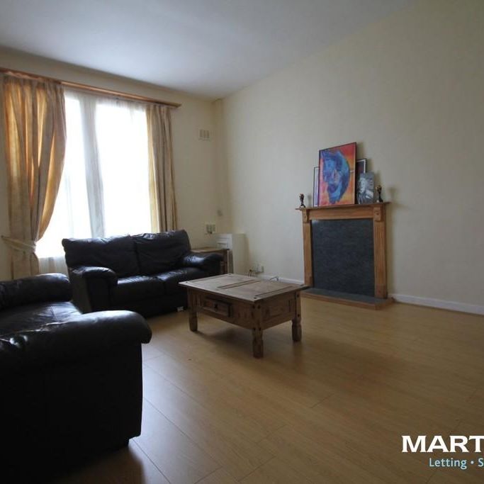 3 bedroom flat to rent - Photo 1