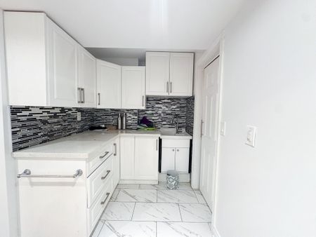 For Lease - 40 Cathmar Drive, Markham, Ontario - Photo 3