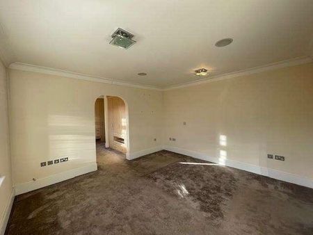 Augustus Close, Stanmore, HA7 - Photo 5