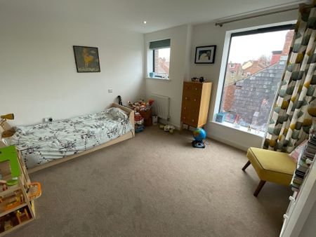 3 bedroom to let - Photo 3
