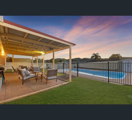 147 Cresthaven Avenue, Bateau Bay, NSW 2261 - Photo 3