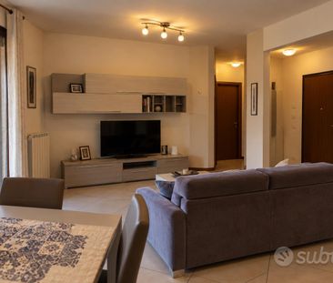 Trilocale con terrazzo a Mezzago (MB) | Arredato - Photo 1