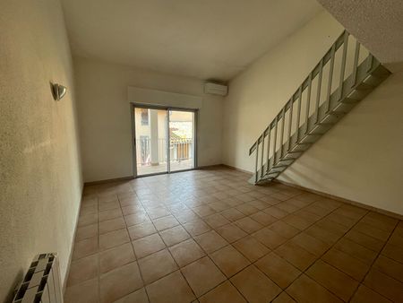 Location appartement 1 pièce, 52.93m², Castelnaudary - Photo 3