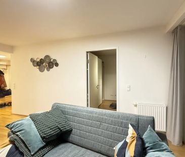 Möblierte 2 Zimmer mit Loggia, Fitness & Sauna im Haus nahe UNO-CIt... - Photo 4